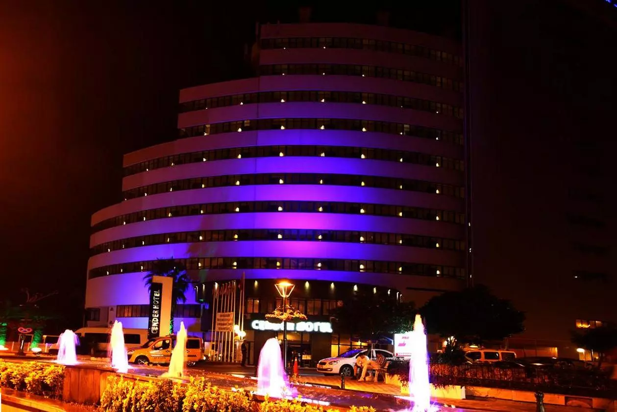 CENDER_SHABAVIZ (18).jpg